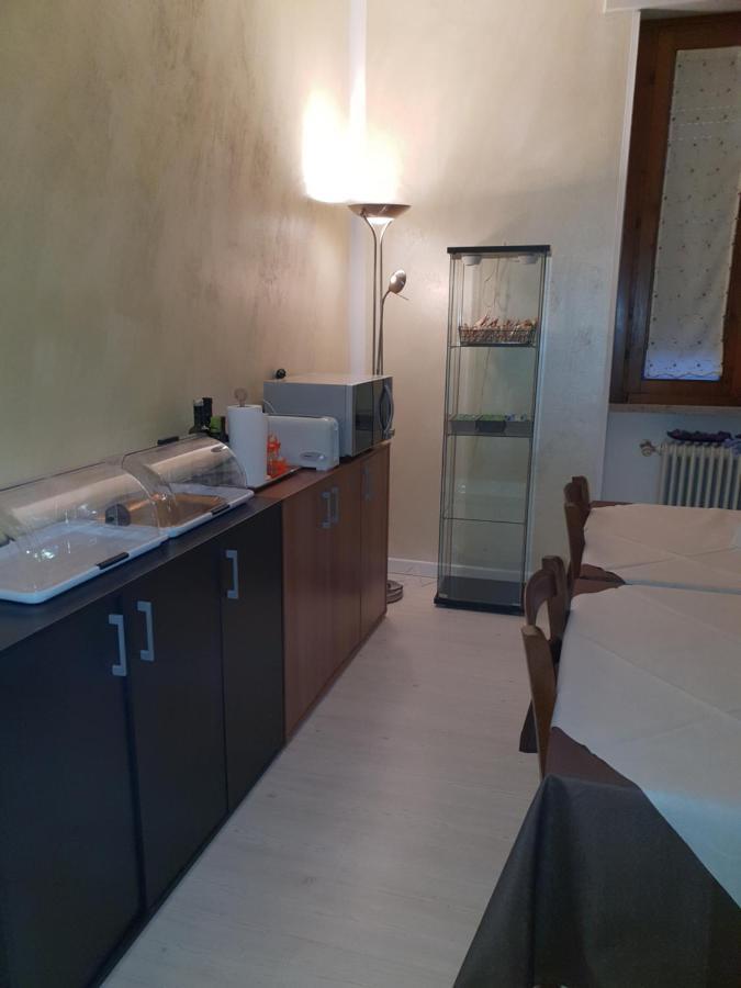 B&B Desenzano Ντεζεντσάνο ντελ Γκάρντα Εξωτερικό φωτογραφία