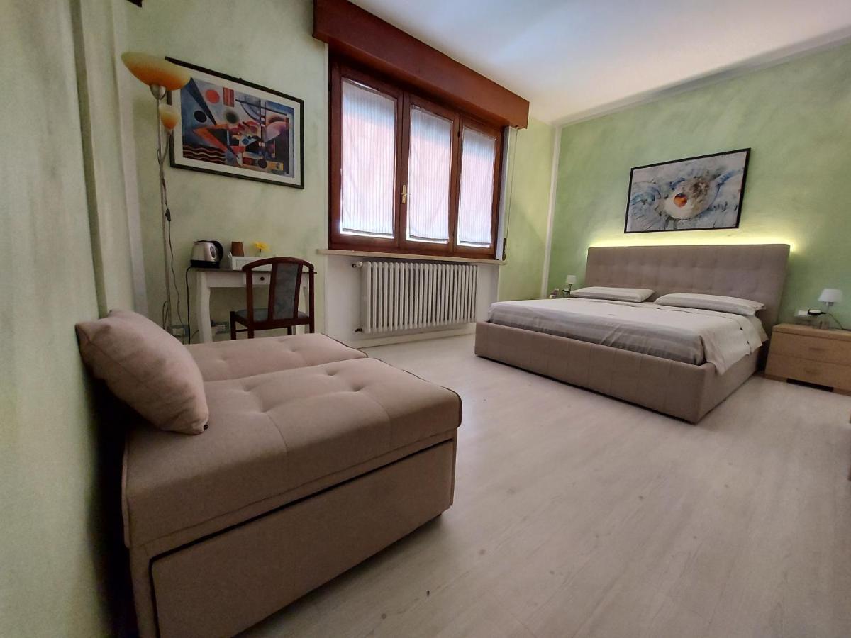B&B Desenzano Ντεζεντσάνο ντελ Γκάρντα Εξωτερικό φωτογραφία
