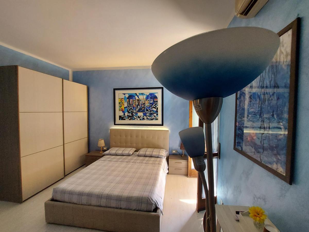 B&B Desenzano Ντεζεντσάνο ντελ Γκάρντα Εξωτερικό φωτογραφία