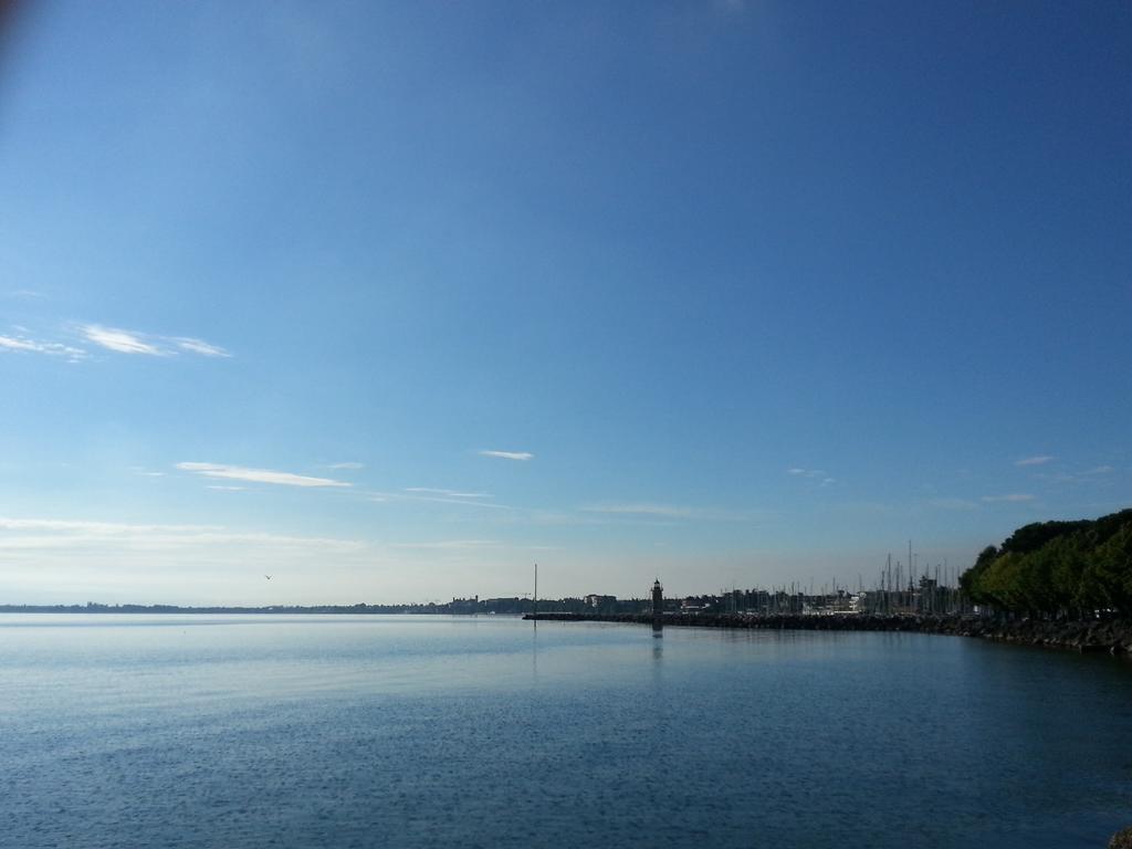B&B Desenzano Ντεζεντσάνο ντελ Γκάρντα Εξωτερικό φωτογραφία